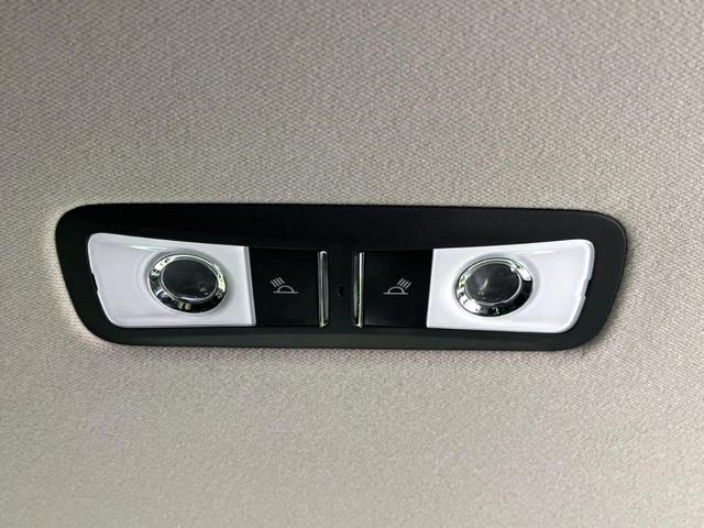 ヴェゼル ハイブリッドＸ・Ｌパッケージ　４ＷＤ　純正ナビ　バックカメラ　寒冷地仕様　衝突軽減　シートヒーター　ＥＴＣ　クルーズコントロール　スマートキー　ＬＥＤヘッド　オートライト　オートエアコン　純正１７インチＡＷ　ルーフレール（43枚目）