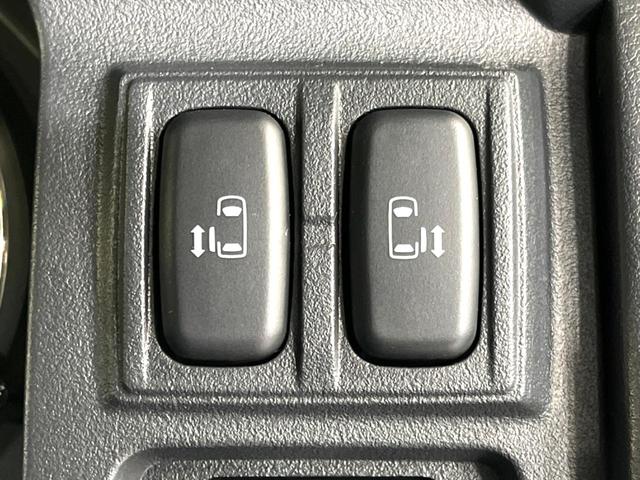デリカＤ：５ シャモニー　両側電動ドア　純正ナビ　バックカメラ　寒冷地仕様　禁煙車　シートヒーター　パワーシート　ドラレコ　ＨＩＤヘッド　ＥＴＣ　オートライト　オートエアコン　純正１８インチＡＷ　リアエアコン　スマートキー（6枚目）