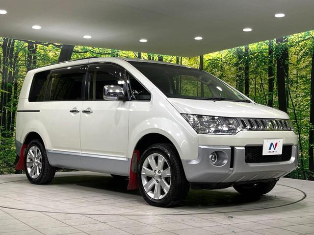 デリカＤ：５ シャモニー　両側電動ドア　純正ナビ　バックカメラ　寒冷地仕様　禁煙車　シートヒーター　パワーシート　ドラレコ　ＨＩＤヘッド　ＥＴＣ　オートライト　オートエアコン　純正１８インチＡＷ　リアエアコン　スマートキー（18枚目）