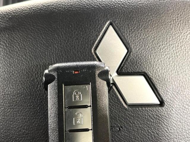 デリカＤ：５ シャモニー　両側電動ドア　純正ナビ　バックカメラ　寒冷地仕様　禁煙車　シートヒーター　パワーシート　ドラレコ　ＨＩＤヘッド　ＥＴＣ　オートライト　オートエアコン　純正１８インチＡＷ　リアエアコン　スマートキー（43枚目）