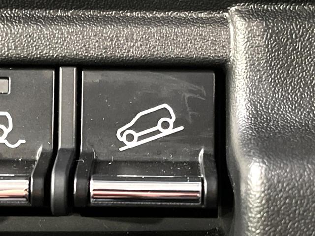 フレアクロスオーバー ハイブリッドＸＧ　４ＷＤ　ＤＡ　衝突軽減　寒冷地仕様　シートヒーター　レーダークルーズ　ダウンヒルアシスト　禁煙車　ドラレコ　コーナーセンサー　ＬＥＤヘッド　ＥＴＣ　オートハイビーム　車線逸脱警報　ステアリングスイッチ（55枚目）