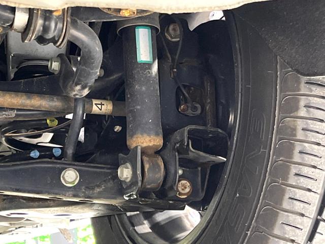 セレナ ハイウェイスターＶ　４ＷＤ　１２．３型ナビ　ハンズフリー両側電動ドア　全周囲カメラ　寒冷地仕様　衝突軽減　プロパイロット　レーダークルーズ　禁煙車　コーナーセンサー　スマートキー　ＬＥＤヘッド　ＥＴＣ　オートハイビーム（25枚目）