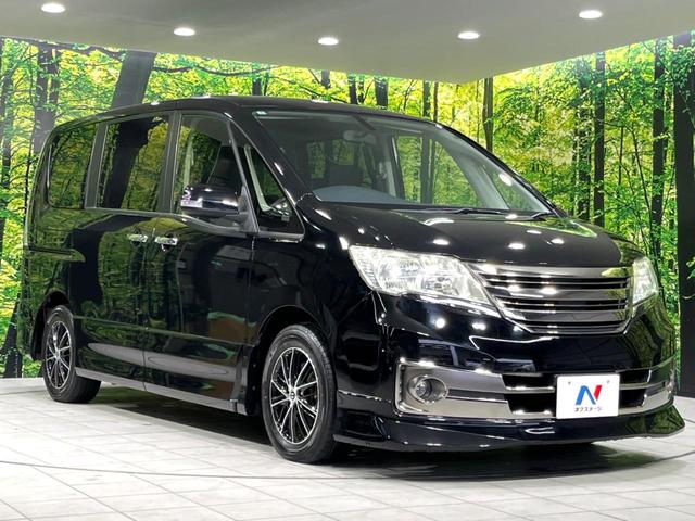 セレナ ライダー　ブラックライン　４ＷＤ　純正ナビ　後席モニター　バックカメラ　両側電動ドア　禁煙車　ＨＩＤヘッド　ＥＴＣ　クルコン　寒冷地仕様　スマートキー　オートライト　オートエアコン　リアエアコン　Ｂｌｕｅｔｏｏｔｈ（17枚目）