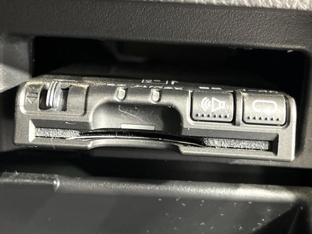 セレナ ライダー　ブラックライン　４ＷＤ　純正ナビ　後席モニター　バックカメラ　両側電動ドア　禁煙車　ＨＩＤヘッド　ＥＴＣ　クルコン　寒冷地仕様　スマートキー　オートライト　オートエアコン　リアエアコン　Ｂｌｕｅｔｏｏｔｈ（45枚目）