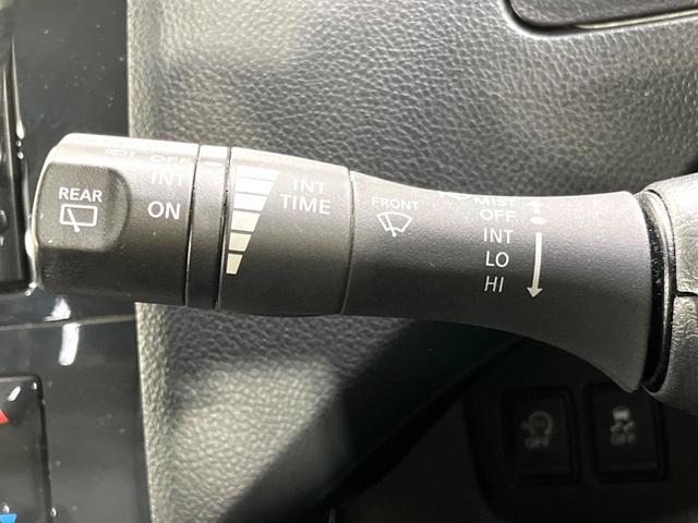 セレナ ライダー　ブラックライン　４ＷＤ　純正ナビ　後席モニター　バックカメラ　両側電動ドア　禁煙車　ＨＩＤヘッド　ＥＴＣ　クルコン　寒冷地仕様　スマートキー　オートライト　オートエアコン　リアエアコン　Ｂｌｕｅｔｏｏｔｈ（51枚目）