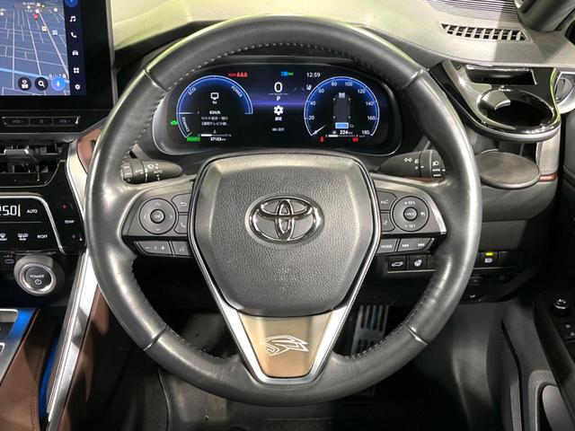 ハリアーハイブリッド Z レザーパッケージ 4WD GRエアロ 純正12型ナビ 全周囲カメラ JBLサウンド レザーシート デジタルインナーミラー 前席シートヒーター&エアコン パワーシート 衝突軽減 レーダークルーズ 禁煙車 電動リアゲート(12枚目)