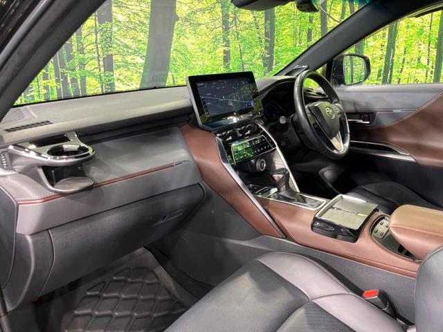 ハリアーハイブリッド Z レザーパッケージ 4WD GRエアロ 純正12型ナビ 全周囲カメラ JBLサウンド レザーシート デジタルインナーミラー 前席シートヒーター&エアコン パワーシート 衝突軽減 レーダークルーズ 禁煙車 電動リアゲート(48枚目)