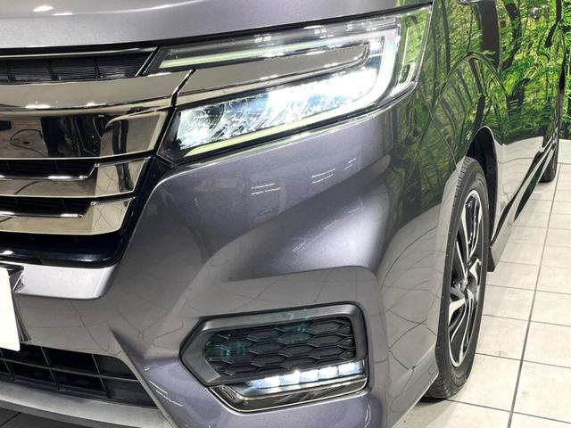 ステップワゴンスパーダ スパーダ ホンダセンシング 4WD 純正9型ナビ 両側電動ドア バックカメラ 衝突軽減 レーダークルーズ 禁煙車 LEDヘッド・フォグ ダブルエアコン ステアリングスイッチ フルセグ ETC パドルシフト 純正17インチAW(13枚目)
