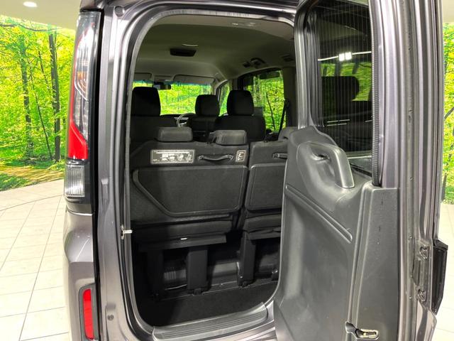 ステップワゴンスパーダ スパーダ ホンダセンシング 4WD 純正9型ナビ 両側電動ドア バックカメラ 衝突軽減 レーダークルーズ 禁煙車 LEDヘッド・フォグ ダブルエアコン ステアリングスイッチ フルセグ ETC パドルシフト 純正17インチAW(50枚目)