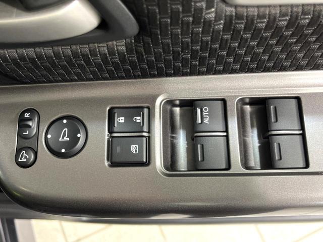 ステップワゴンスパーダ スパーダ ホンダセンシング 4WD 純正9型ナビ 両側電動ドア バックカメラ 衝突軽減 レーダークルーズ 禁煙車 LEDヘッド・フォグ ダブルエアコン ステアリングスイッチ フルセグ ETC パドルシフト 純正17インチAW(64枚目)