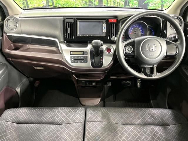 N-WGNカスタム G 4WD 禁煙車 スマートキー HIDヘッド フォグ ETC ステアリングスイッチ オートライト オートエアコン 横滑り防止装置 純正14インチAW USB 革巻きステアリング 盗難防止システム(3枚目)