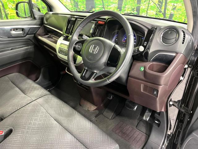 N-WGNカスタム G 4WD 禁煙車 スマートキー HIDヘッド フォグ ETC ステアリングスイッチ オートライト オートエアコン 横滑り防止装置 純正14インチAW USB 革巻きステアリング 盗難防止システム(30枚目)