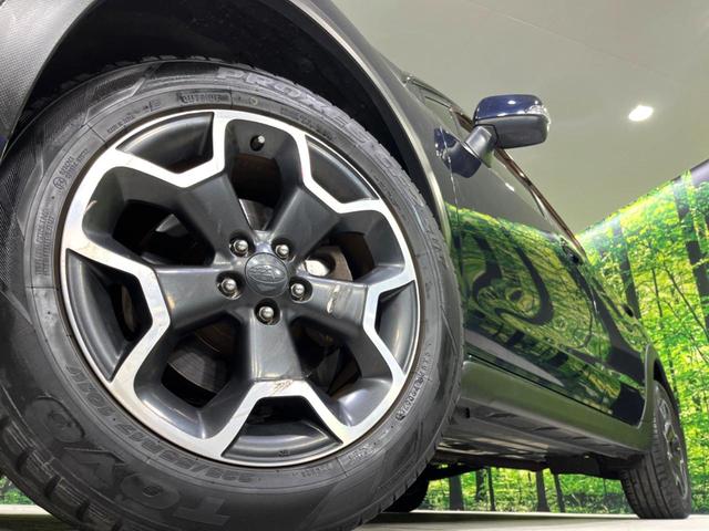 【純正17インチアルミホイール】外観にマッチした純正アルミホイールを装着しております。各種社外アルミホイールや、スタッドレスタイヤも取扱いしております。是非ご相談ください♪
