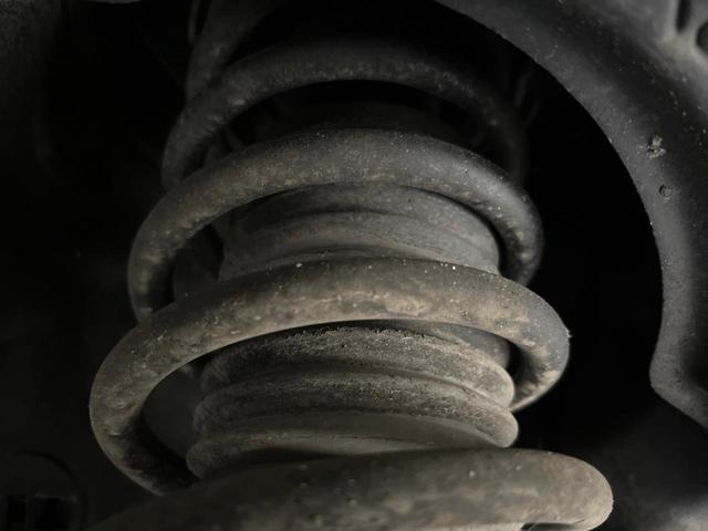 ムーヴ Xリミテッド 4WD 純正ナビ バックカメラ 禁煙車 スマートキー シートリフター オートエアコン 電動格納ミラー 純正14インチアルミ CD 地デジ プライバシーガラス 盗難防止システム(21枚目)