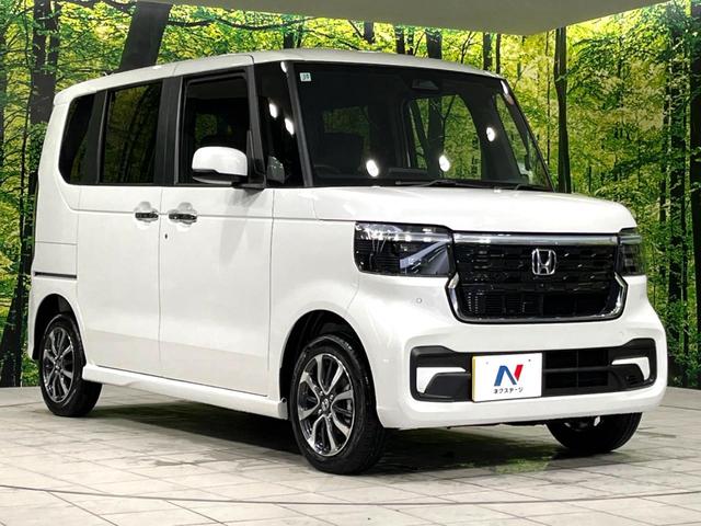 Ｎ－ＢＯＸカスタム ベースグレード　４ＷＤ　届出済未使用車　電動ドア　シートヒーター　レーダークルーズ　衝突軽減　オートブレーキホールド　ＬＥＤライト　純正１４インチＡＷ　リアヒーターダクト　ロールサンシェード　アームレスト　ＵＳＢ（17枚目）
