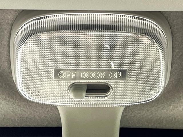 エブリイワゴン PZターボスペシャル 4WD 届出済未使用車 両側電動ドア オートステップ クリアランスソナー シートヒーター 衝突軽減 LEDライト フォグ オートライト リアヒーター ステアリングスイッチ 純正14インチAW USB(38枚目)