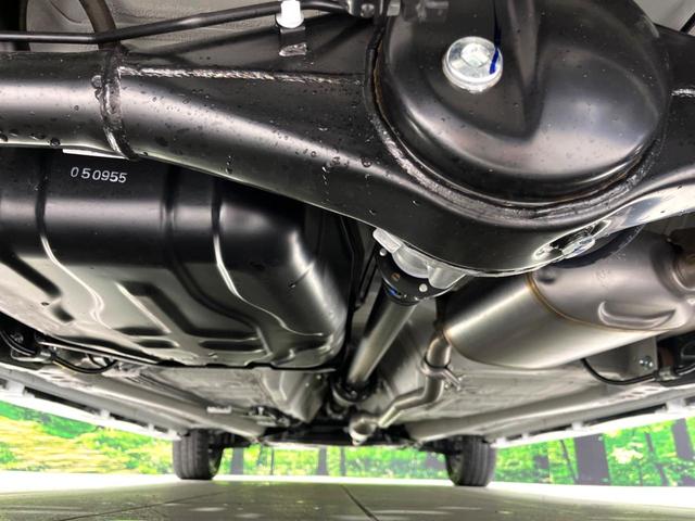 スペーシアカスタム ハイブリッドＸＳ　４ＷＤ　届出済未使用車　両側電動ドア　ステアリングヒーター　シートヒーター　レーダークルーズ　衝突軽減　ＬＥＤライト・フォグ　合皮シート　サーキュレーター　後席アームレスト　純正１５インチＡＷ　ＵＳＢ（20枚目）