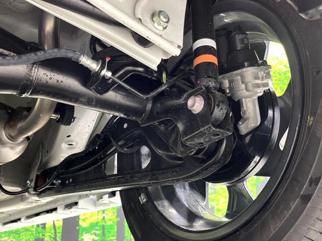 スペーシアカスタム ハイブリッドＸＳ　４ＷＤ　届出済未使用車　両側電動ドア　ステアリングヒーター　シートヒーター　レーダークルーズ　衝突軽減　ＬＥＤライト・フォグ　合皮シート　サーキュレーター　後席アームレスト　純正１５インチＡＷ　ＵＳＢ（24枚目）