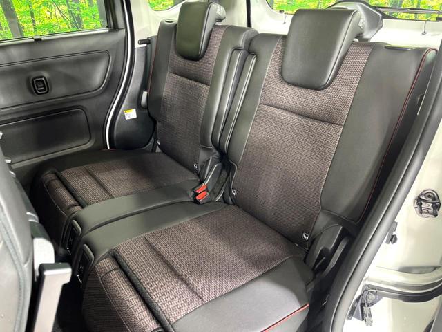スペーシアカスタム ハイブリッドＸＳ　４ＷＤ　届出済未使用車　両側電動ドア　ステアリングヒーター　シートヒーター　レーダークルーズ　衝突軽減　ＬＥＤライト・フォグ　合皮シート　サーキュレーター　後席アームレスト　純正１５インチＡＷ　ＵＳＢ（31枚目）