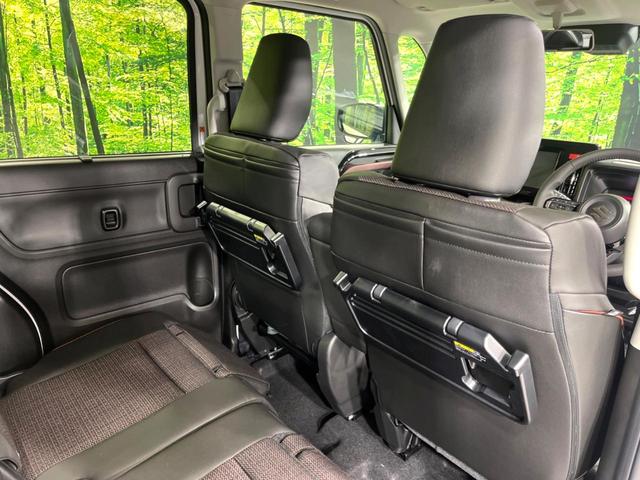 スペーシアカスタム ハイブリッドＸＳ　４ＷＤ　届出済未使用車　両側電動ドア　ステアリングヒーター　シートヒーター　レーダークルーズ　衝突軽減　ＬＥＤライト・フォグ　合皮シート　サーキュレーター　後席アームレスト　純正１５インチＡＷ　ＵＳＢ（33枚目）