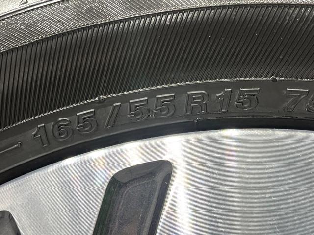 スペーシアカスタム ハイブリッドＸＳ　４ＷＤ　届出済未使用車　両側電動ドア　ステアリングヒーター　シートヒーター　レーダークルーズ　衝突軽減　ＬＥＤライト・フォグ　合皮シート　サーキュレーター　後席アームレスト　純正１５インチＡＷ　ＵＳＢ（63枚目）