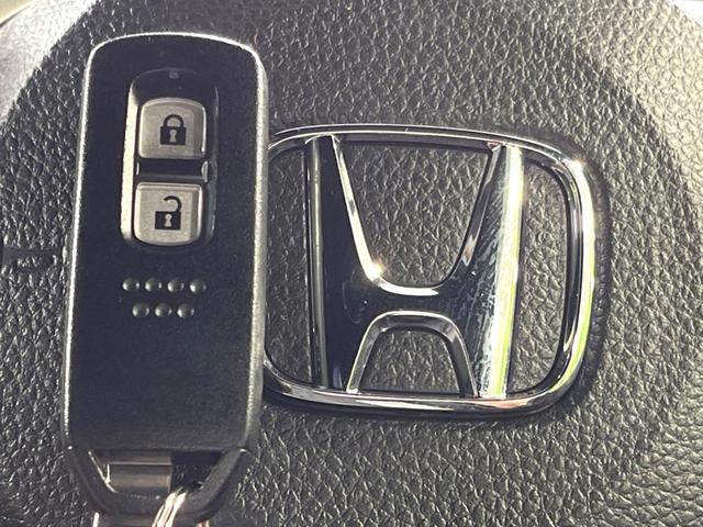 N-VAN+スタイル ファン・ターボ 4WD ディスプレイオーディオ バックカメラ スライドドア 衝突軽減 レーダークルーズ 禁煙車 スマートキー LEDヘッド オートライト 車線逸脱警報 オートライト オートエアコン アームレスト(26枚目)