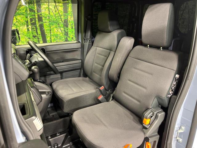 N-VAN+スタイル ファン・ターボ 4WD ディスプレイオーディオ バックカメラ スライドドア 衝突軽減 レーダークルーズ 禁煙車 スマートキー LEDヘッド オートライト 車線逸脱警報 オートライト オートエアコン アームレスト(33枚目)