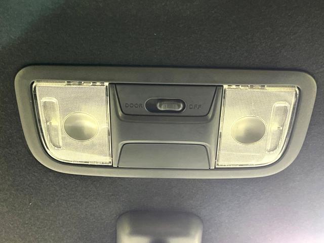 N-VAN+スタイル ファン・ターボ 4WD ディスプレイオーディオ バックカメラ スライドドア 衝突軽減 レーダークルーズ 禁煙車 スマートキー LEDヘッド オートライト 車線逸脱警報 オートライト オートエアコン アームレスト(42枚目)