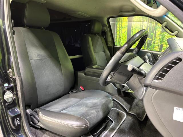 ハイエースバン スーパーGL ダークプライム 4WD ターボ SDナビ ベットキッド バックカメラ ハーフレザーシート スマートキー LEDヘッド ビルトインETC オートライト オートエアコン リアエアコン Bluetooth(9枚目)