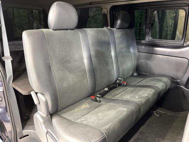 ハイエースバン スーパーGL ダークプライム 4WD ターボ SDナビ ベットキッド バックカメラ ハーフレザーシート スマートキー LEDヘッド ビルトインETC オートライト オートエアコン リアエアコン Bluetooth(10枚目)