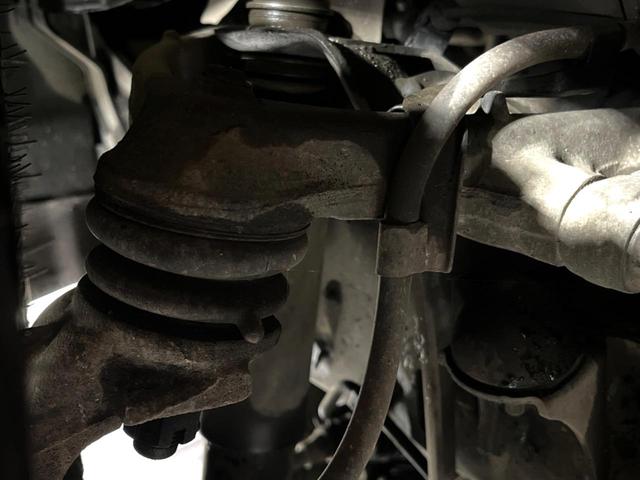 ハイエースバン スーパーGL ダークプライム 4WD ターボ SDナビ ベットキッド バックカメラ ハーフレザーシート スマートキー LEDヘッド ビルトインETC オートライト オートエアコン リアエアコン Bluetooth(21枚目)