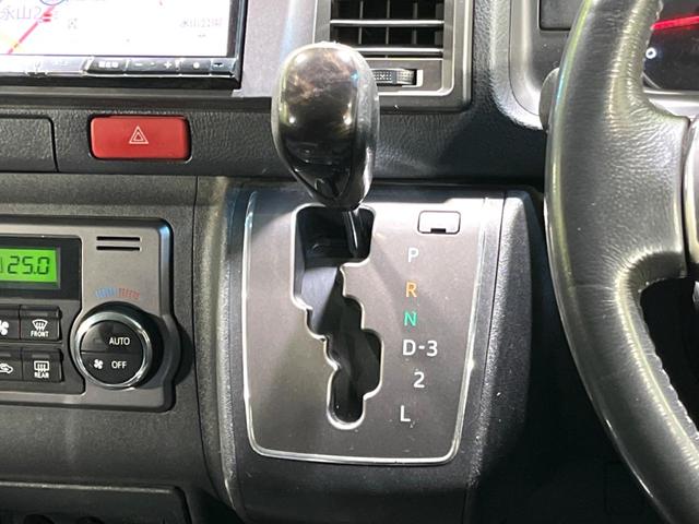 ハイエースバン スーパーGL ダークプライム 4WD ターボ SDナビ ベットキッド バックカメラ ハーフレザーシート スマートキー LEDヘッド ビルトインETC オートライト オートエアコン リアエアコン Bluetooth(29枚目)