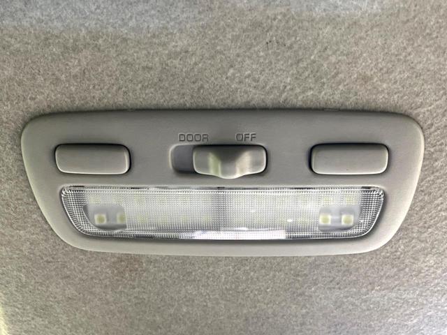 ハイエースバン スーパーGL ダークプライム 4WD ターボ SDナビ ベットキッド バックカメラ ハーフレザーシート スマートキー LEDヘッド ビルトインETC オートライト オートエアコン リアエアコン Bluetooth(37枚目)