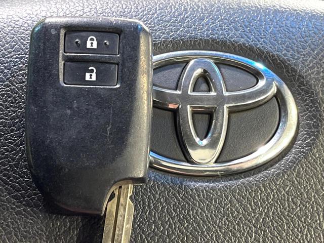 ハイエースバン スーパーGL ダークプライム 4WD ターボ SDナビ ベットキッド バックカメラ ハーフレザーシート スマートキー LEDヘッド ビルトインETC オートライト オートエアコン リアエアコン Bluetooth(41枚目)