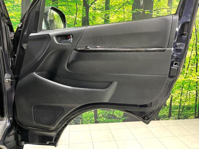ハイエースバン スーパーGL ダークプライム 4WD ターボ SDナビ ベットキッド バックカメラ ハーフレザーシート スマートキー LEDヘッド ビルトインETC オートライト オートエアコン リアエアコン Bluetooth(50枚目)