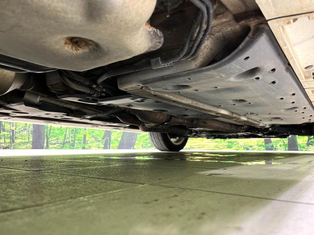 クラウン ロイヤルサルーンi-Four 4WD 純正ナビ バックカメラ 禁煙車 本革シート 全席パワーシート 前席シートエアコン スマートキー HID ETC クルコン オートライト デュアルエアコン 純正17インチアルミ(22枚目)