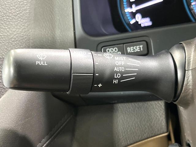 クラウン ロイヤルサルーンi-Four 4WD 純正ナビ バックカメラ 禁煙車 本革シート 全席パワーシート 前席シートエアコン スマートキー HID ETC クルコン オートライト デュアルエアコン 純正17インチアルミ(49枚目)