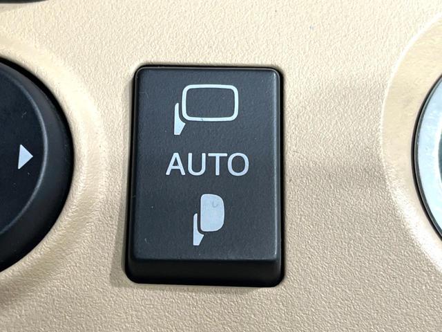 クラウン ロイヤルサルーンi-Four 4WD 純正ナビ バックカメラ 禁煙車 本革シート 全席パワーシート 前席シートエアコン スマートキー HID ETC クルコン オートライト デュアルエアコン 純正17インチアルミ(62枚目)