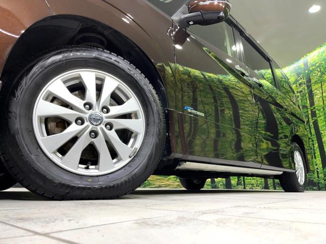 セレナ ハイウェイスター 4WD 両側電動ドア 後席モニター 全周囲カメラ パーキングアシスト 衝突軽減 禁煙車 ドラレコ コーナーセンサー スマートキー LEDヘッド&フォグ ETC クルコン 純正15インチAW(14枚目)