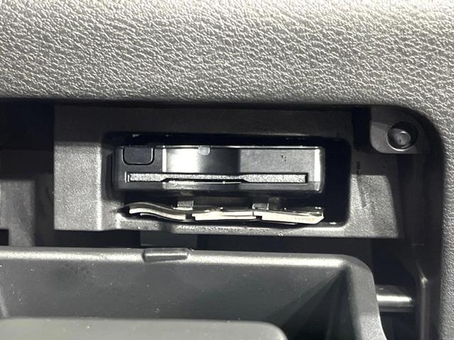 セレナ ハイウェイスター 4WD 両側電動ドア 後席モニター 全周囲カメラ パーキングアシスト 衝突軽減 禁煙車 ドラレコ コーナーセンサー スマートキー LEDヘッド&フォグ ETC クルコン 純正15インチAW(30枚目)