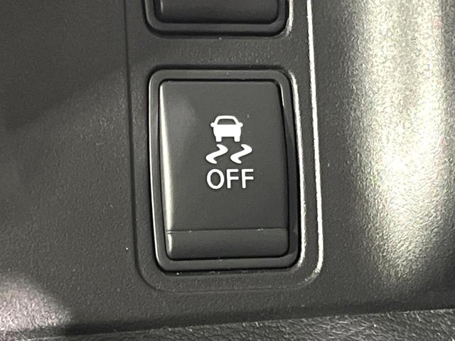 セレナ ハイウェイスター 4WD 両側電動ドア 後席モニター 全周囲カメラ パーキングアシスト 衝突軽減 禁煙車 ドラレコ コーナーセンサー スマートキー LEDヘッド&フォグ ETC クルコン 純正15インチAW(35枚目)