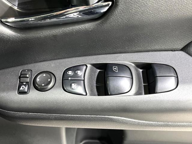 セレナ ハイウェイスター 4WD 両側電動ドア 後席モニター 全周囲カメラ パーキングアシスト 衝突軽減 禁煙車 ドラレコ コーナーセンサー スマートキー LEDヘッド&フォグ ETC クルコン 純正15インチAW(58枚目)