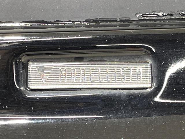 ハリアー プレミアム　メタル　アンド　レザーパッケージ　４ＷＤ　ムーンルーフ　ＭＯＤＥＬＩＳＴＡ　ＢＩＧーＸ　衝突軽減　寒冷地仕様　バックカメラ　禁煙車　電動リアゲート　レザーシート　前席シートエアコン＆ヒーター　ＬＥＤヘッド　レーダークルコン（5枚目）