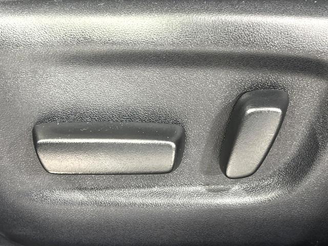 ハリアー プレミアム　メタル　アンド　レザーパッケージ　４ＷＤ　ムーンルーフ　ＭＯＤＥＬＩＳＴＡ　ＢＩＧーＸ　衝突軽減　寒冷地仕様　バックカメラ　禁煙車　電動リアゲート　レザーシート　前席シートエアコン＆ヒーター　ＬＥＤヘッド　レーダークルコン（29枚目）