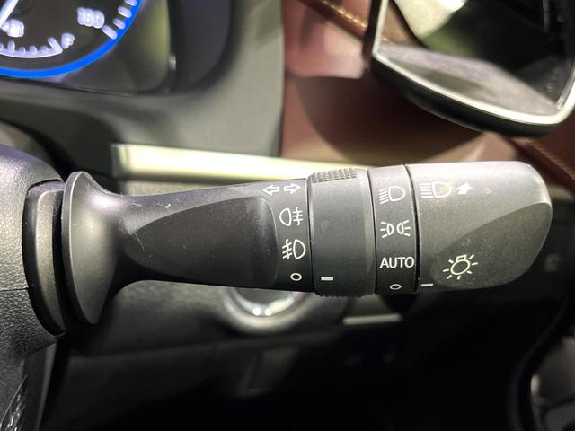 ハリアー プレミアム　メタル　アンド　レザーパッケージ　４ＷＤ　ムーンルーフ　ＭＯＤＥＬＩＳＴＡ　ＢＩＧーＸ　衝突軽減　寒冷地仕様　バックカメラ　禁煙車　電動リアゲート　レザーシート　前席シートエアコン＆ヒーター　ＬＥＤヘッド　レーダークルコン（45枚目）