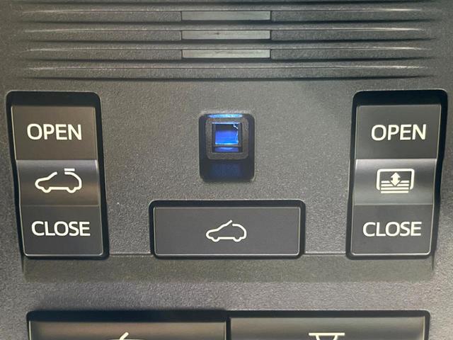 ハリアー プレミアム　メタル　アンド　レザーパッケージ　４ＷＤ　ムーンルーフ　ＭＯＤＥＬＩＳＴＡ　ＢＩＧーＸ　衝突軽減　寒冷地仕様　バックカメラ　禁煙車　電動リアゲート　レザーシート　前席シートエアコン＆ヒーター　ＬＥＤヘッド　レーダークルコン（50枚目）