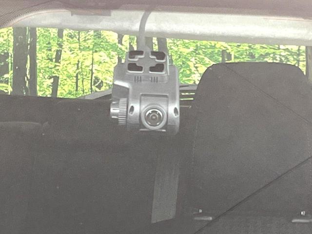 デミオ 15S 4WD 純正ナビ バックカメラ 寒冷地仕様 衝突軽減 禁煙車 前席シートヒーター ドラレコ コーナーセンサー スマートキー LEDヘッド BSM 車線逸脱 誤発進抑制 オートエアコン(9枚目)