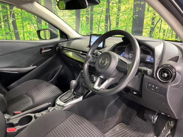 デミオ 15S 4WD 純正ナビ バックカメラ 寒冷地仕様 衝突軽減 禁煙車 前席シートヒーター ドラレコ コーナーセンサー スマートキー LEDヘッド BSM 車線逸脱 誤発進抑制 オートエアコン(47枚目)