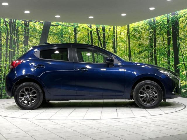 デミオ 15S 4WD 純正ナビ バックカメラ 寒冷地仕様 衝突軽減 禁煙車 前席シートヒーター ドラレコ コーナーセンサー スマートキー LEDヘッド BSM 車線逸脱 誤発進抑制 オートエアコン(51枚目)