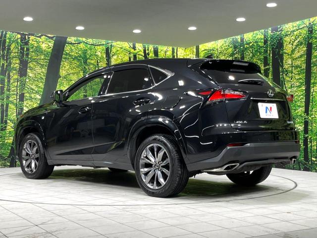 ＮＸ ＮＸ２００ｔ　Ｆスポーツ　４ＷＤ　ターボ　ムーンルーフ　サイドカメラ　バックカメラ　禁煙車　電動リアゲート　ステアリングヒーター　コーナーセンサー　レザーシート　シートエアコン＆ヒーター　ドラレコ　コーナーセンサー（18枚目）